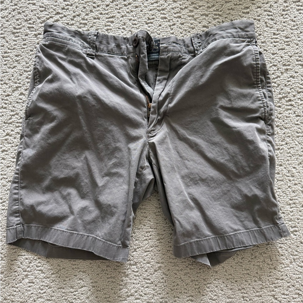 JCrew Men’s Grey Stretch Cotton Chino Shorts - Size 31 waist, 9 in. Inseam